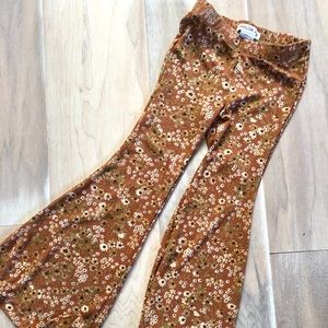 Harlow Jade Floral Bells